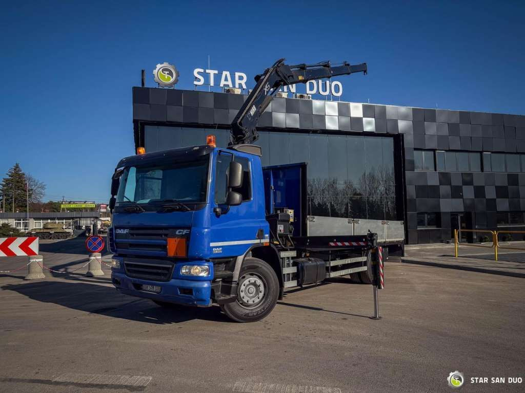 DAF CF 65 4x2 HIAB 144 E-3 HDS Crane Euro 5 - Kamion me vinç: foto 1 DAF CF 65 4x2 HIAB 144 E-3 HDS Crane Euro 5 - Kamion me vinç: foto 1