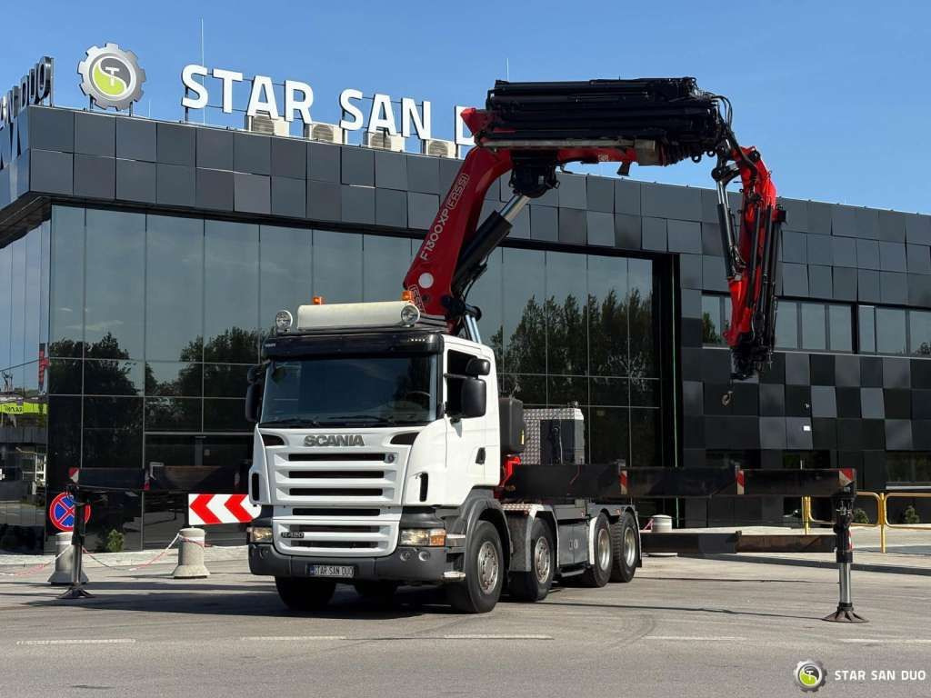 Scania R420 8x4 FASSI F1300 AXP Crane FLY JIB Euro 4 - Gjysmë-kamion: foto 3 Scania R420 8x4 FASSI F1300 AXP Crane FLY JIB Euro 4 - Gjysmë-kamion: foto 3