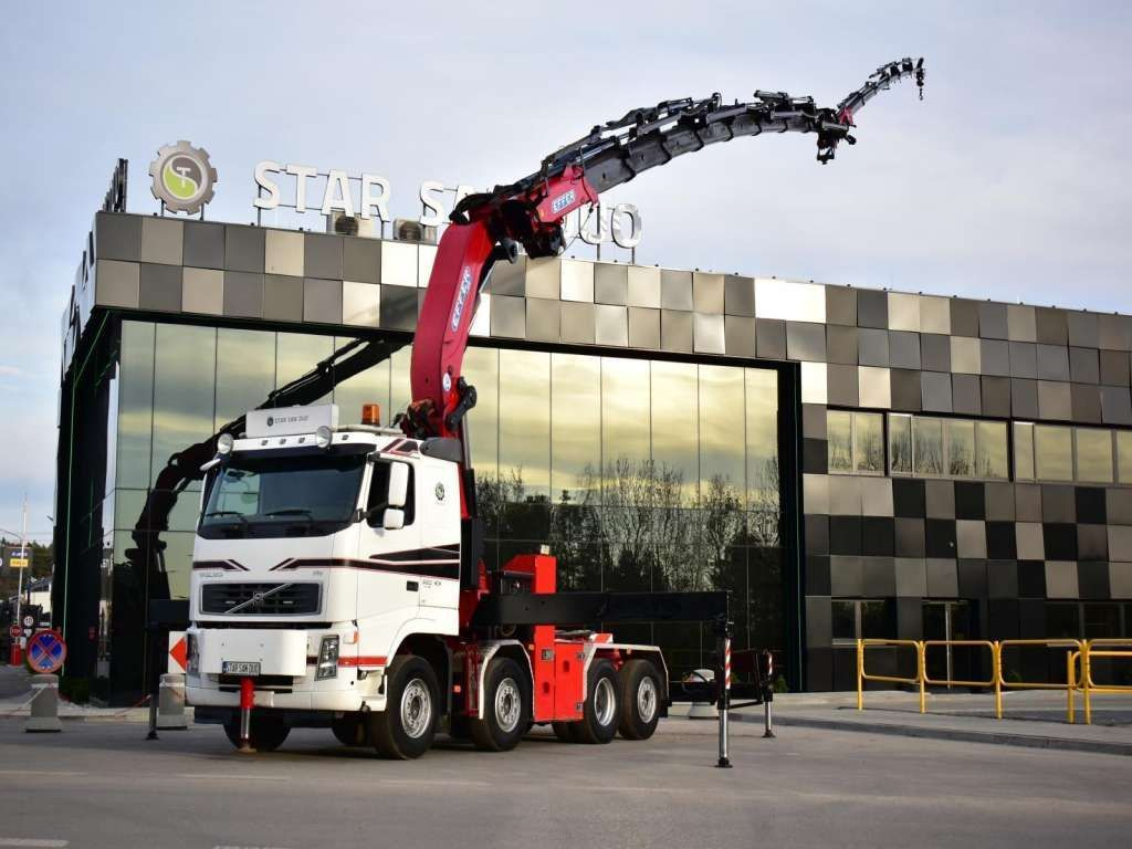 Volvo FH 520 8x2 EFFER 850 Fly Jib Winch 5th - Gjysmë-kamion: foto 1 Volvo FH 520 8x2 EFFER 850 Fly Jib Winch 5th - Gjysmë-kamion: foto 1