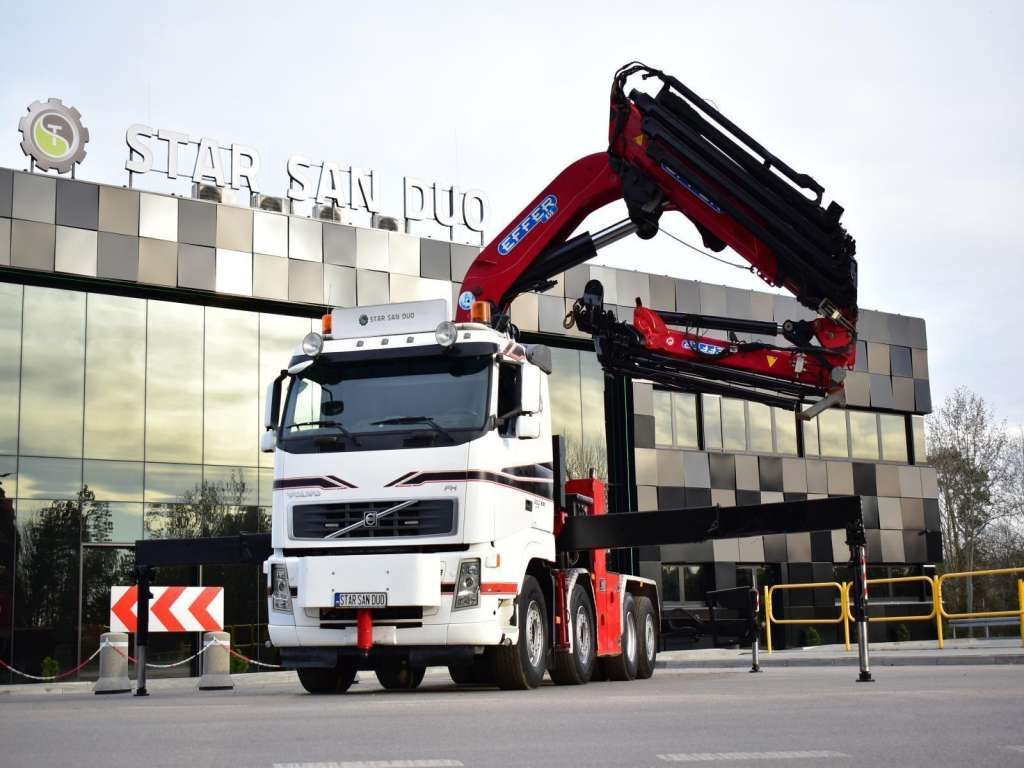 Volvo FH 520 8x2 EFFER 850 Fly Jib Winch 5th - Gjysmë-kamion: foto 2 Volvo FH 520 8x2 EFFER 850 Fly Jib Winch 5th - Gjysmë-kamion: foto 2