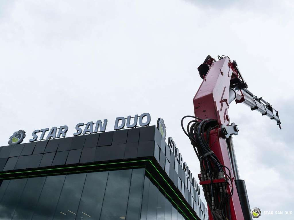 MAN 27.402 F10 6x6 HMF 3620 K4 Hds Crane - Kamion me vinç: foto 4 MAN 27.402 F10 6x6 HMF 3620 K4 Hds Crane - Kamion me vinç: foto 4