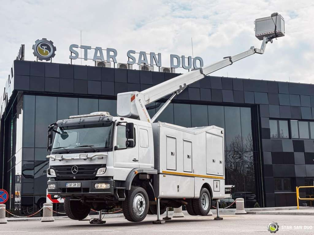 Mercedes-Benz 1529 4x4 Atego Lift Palfinger Wumag WT 230 - Platformë ajrore e montuar në kamion: foto 3 Mercedes-Benz 1529 4x4 Atego Lift Palfinger Wumag WT 230 - Platformë ajrore e montuar në kamion: foto 3