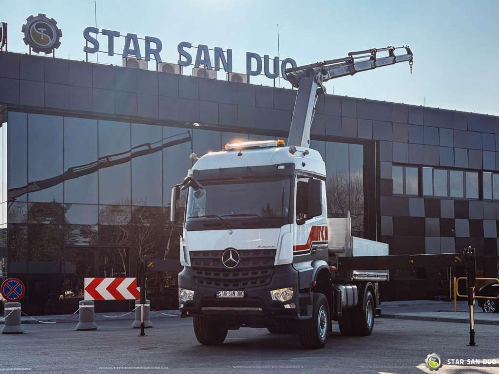 Mercedes-Benz AROCS 1851 4x4 PALFINGER PK 20002 Crane Kran - Kamion me vinç: foto 5 Mercedes-Benz AROCS 1851 4x4 PALFINGER PK 20002 Crane Kran - Kamion me vinç: foto 5