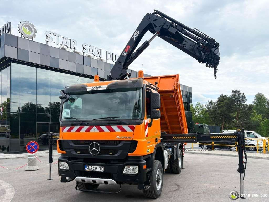 Mercedes-Benz Actros 1841 AK 4x4 Hiab 288E-7 Crane Kipper - Kamion me vinç: foto 4 Mercedes-Benz Actros 1841 AK 4x4 Hiab 288E-7 Crane Kipper - Kamion me vinç: foto 4