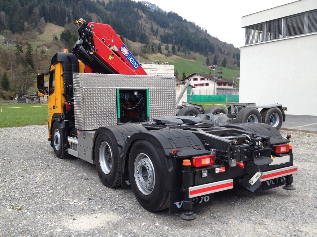 Volvo FM 460 4x4x6 H HMF 3220 HYDRODRIVE EURO 5 2014 - Kamion me vinç, Gjysmë-kamion: foto 3 Volvo FM 460 4x4x6 H HMF 3220 HYDRODRIVE EURO 5 2014 - Kamion me vinç, Gjysmë-kamion: foto 3