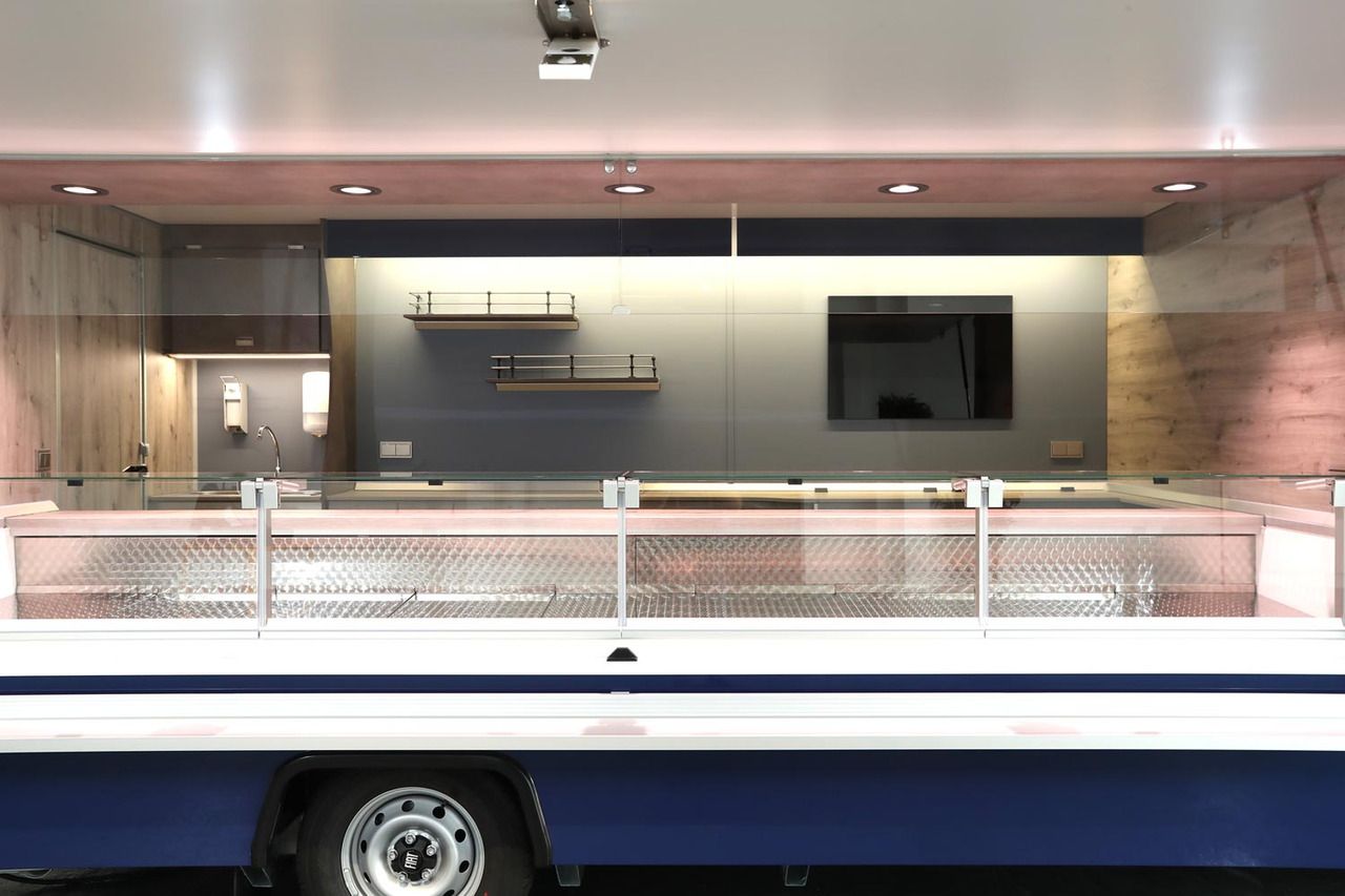 Mobil BORCO HÖHNS - Kamion shpërndarës: foto 2 Mobil BORCO HÖHNS - Kamion shpërndarës: foto 2