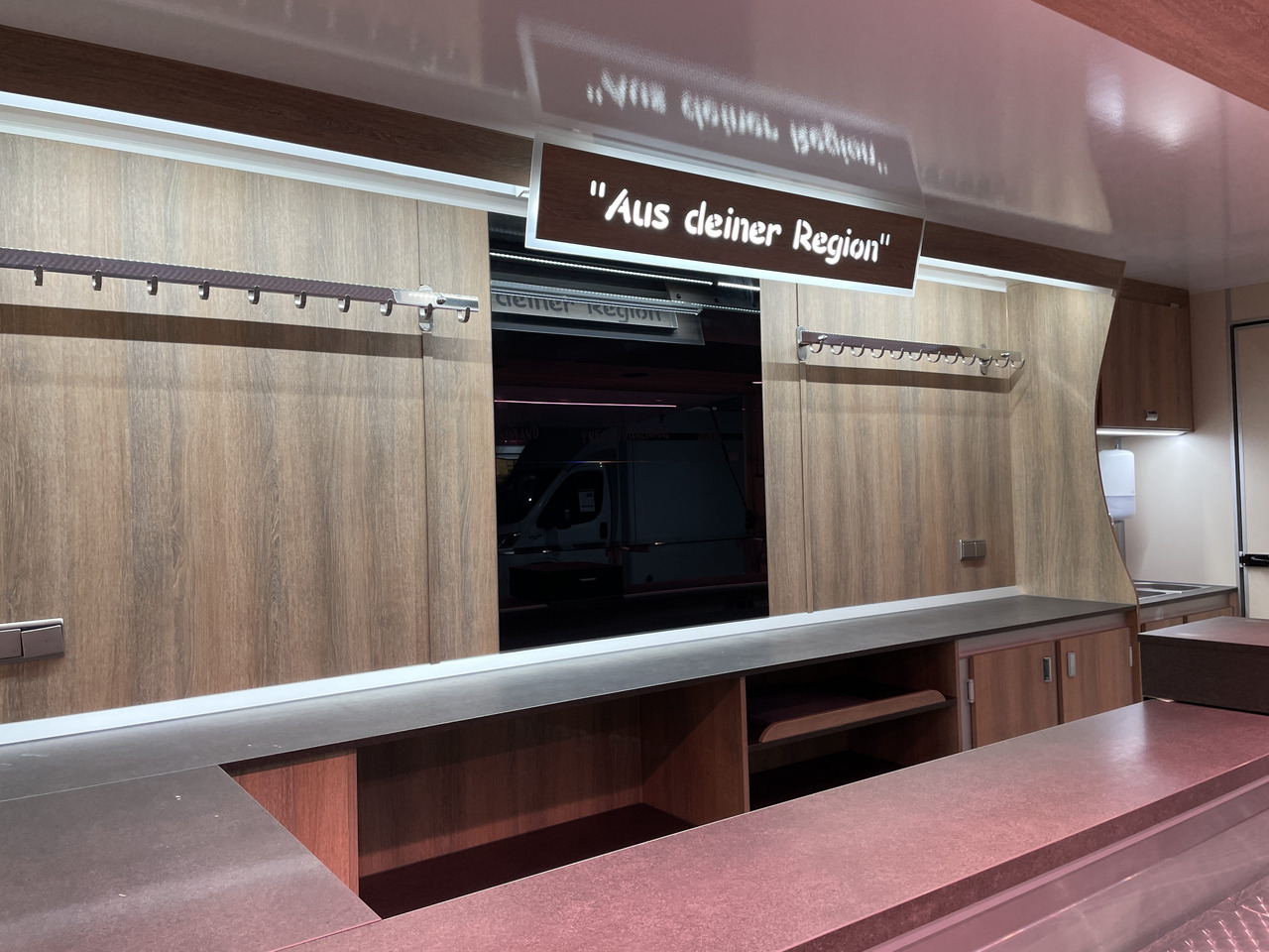 Verkaufsanhänger BORCO HÖHNS - Rimorkio shpërndarëse: foto 3 Verkaufsanhänger BORCO HÖHNS - Rimorkio shpërndarëse: foto 3