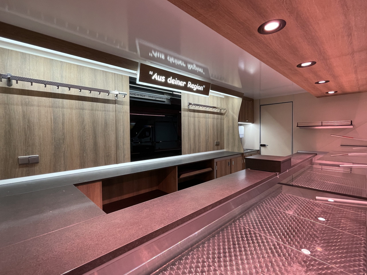 Verkaufsanhänger BORCO HÖHNS - Rimorkio shpërndarëse: foto 4 Verkaufsanhänger BORCO HÖHNS - Rimorkio shpërndarëse: foto 4