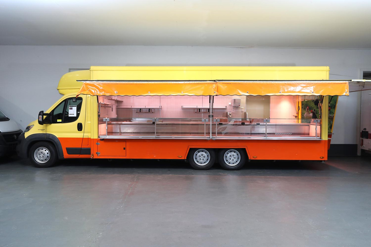 Wochenmarktmobil Esselmann - Kamion shpërndarës: foto 2 Wochenmarktmobil Esselmann - Kamion shpërndarës: foto 2