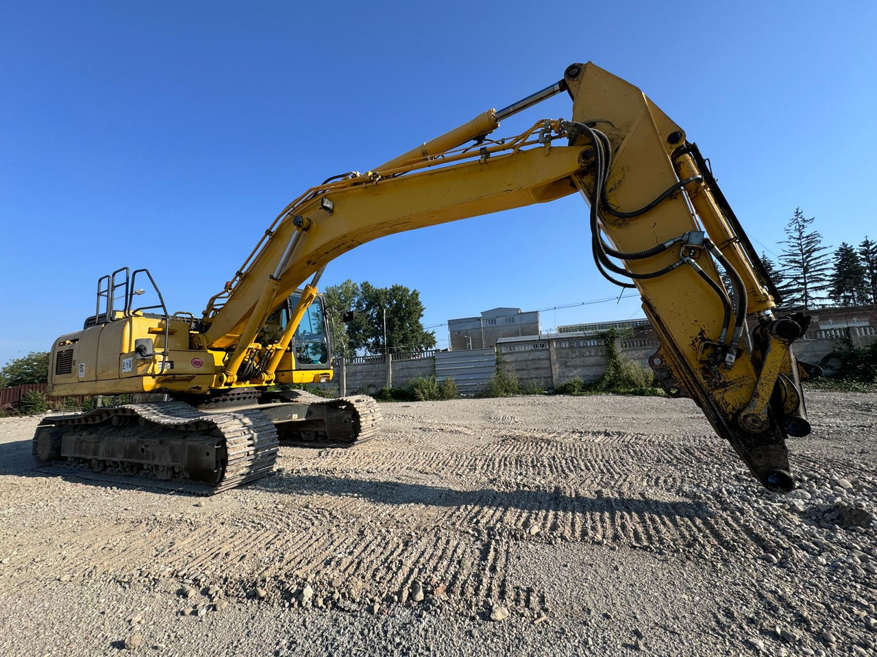 KOMATSU PC 360 LC 10 - Ekskavator me zinxhirë: foto 1 KOMATSU PC 360 LC 10 - Ekskavator me zinxhirë: foto 1