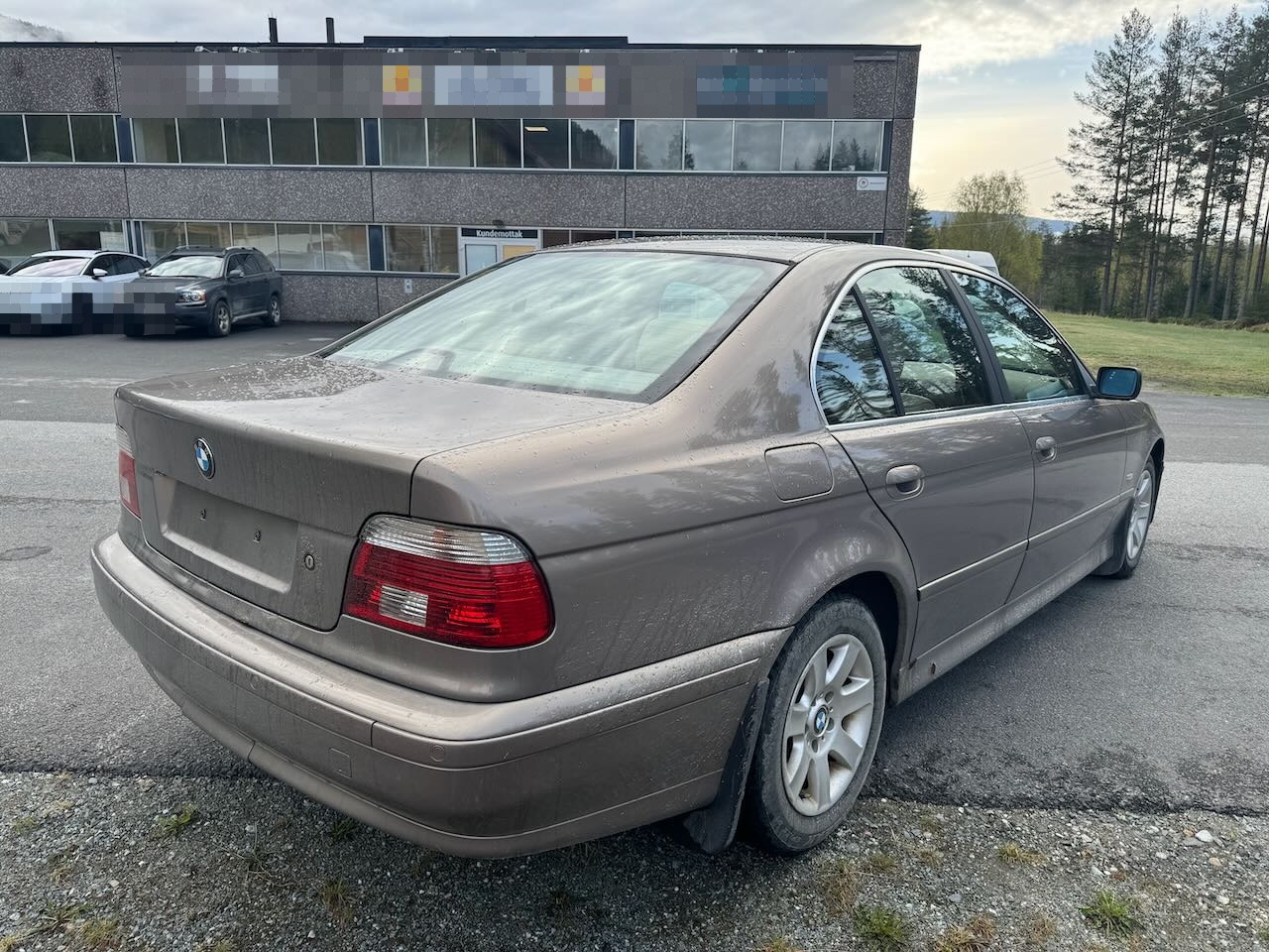 BMW 520 - Veturë: foto 5 BMW 520 - Veturë: foto 5
