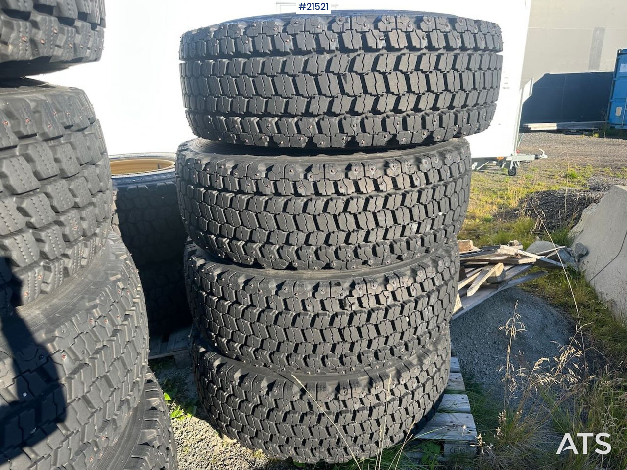 Bridgestone dekk - Gomë për Makineri ndërtimi: foto 3 Bridgestone dekk - Gomë për Makineri ndërtimi: foto 3
