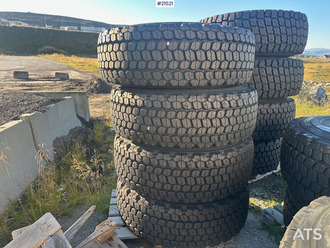 Bridgestone dekk - Gomë për Makineri ndërtimi: foto 2 Bridgestone dekk - Gomë për Makineri ndërtimi: foto 2