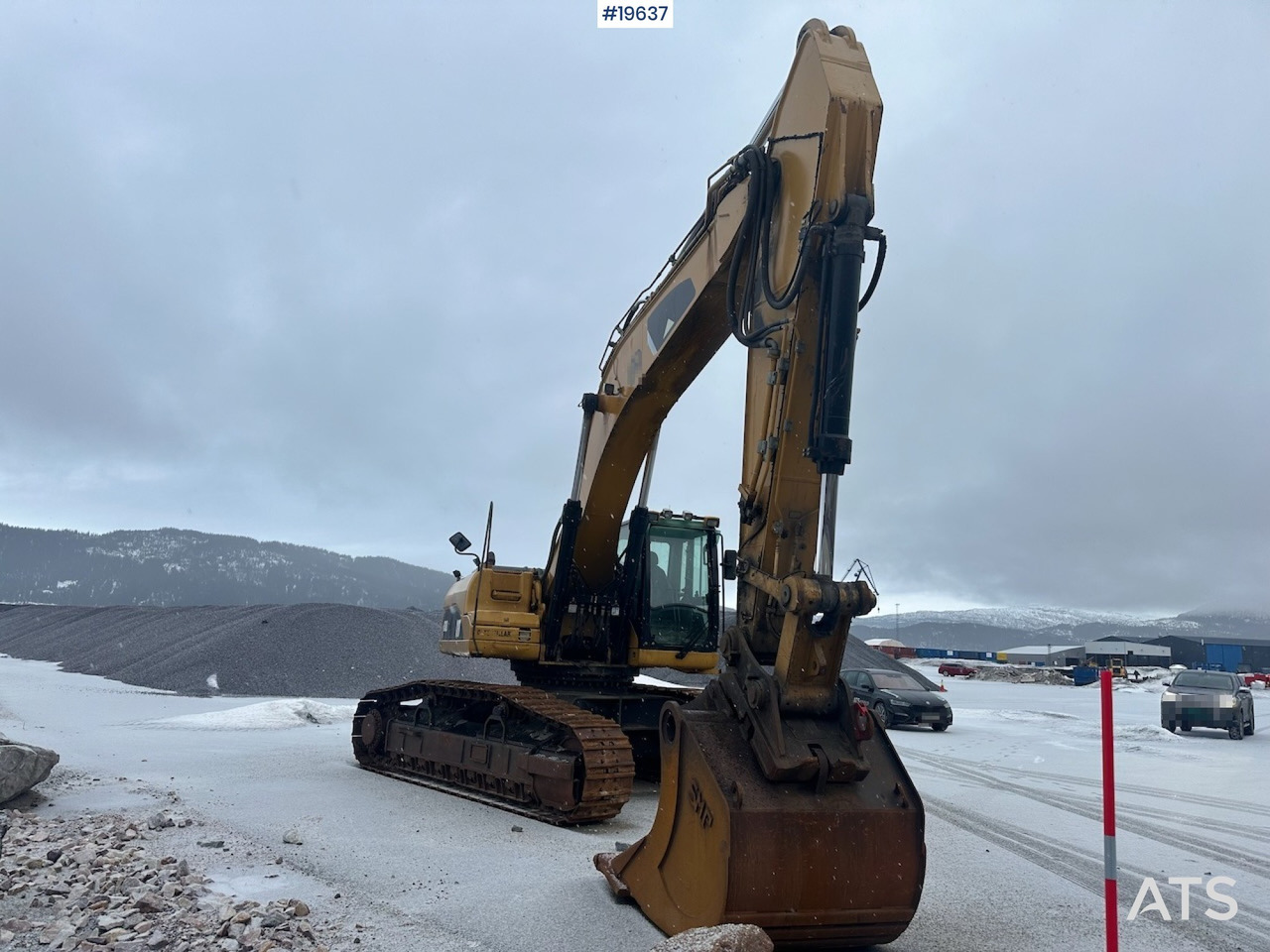 Caterpillar 300D - Ekskavator: foto 4 Caterpillar 300D - Ekskavator: foto 4