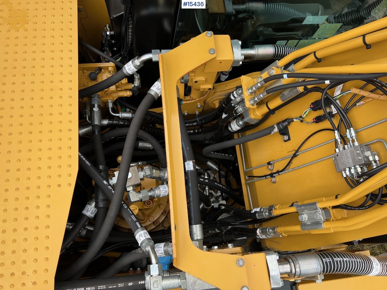 Ekskavator Caterpillar 320: foto 15