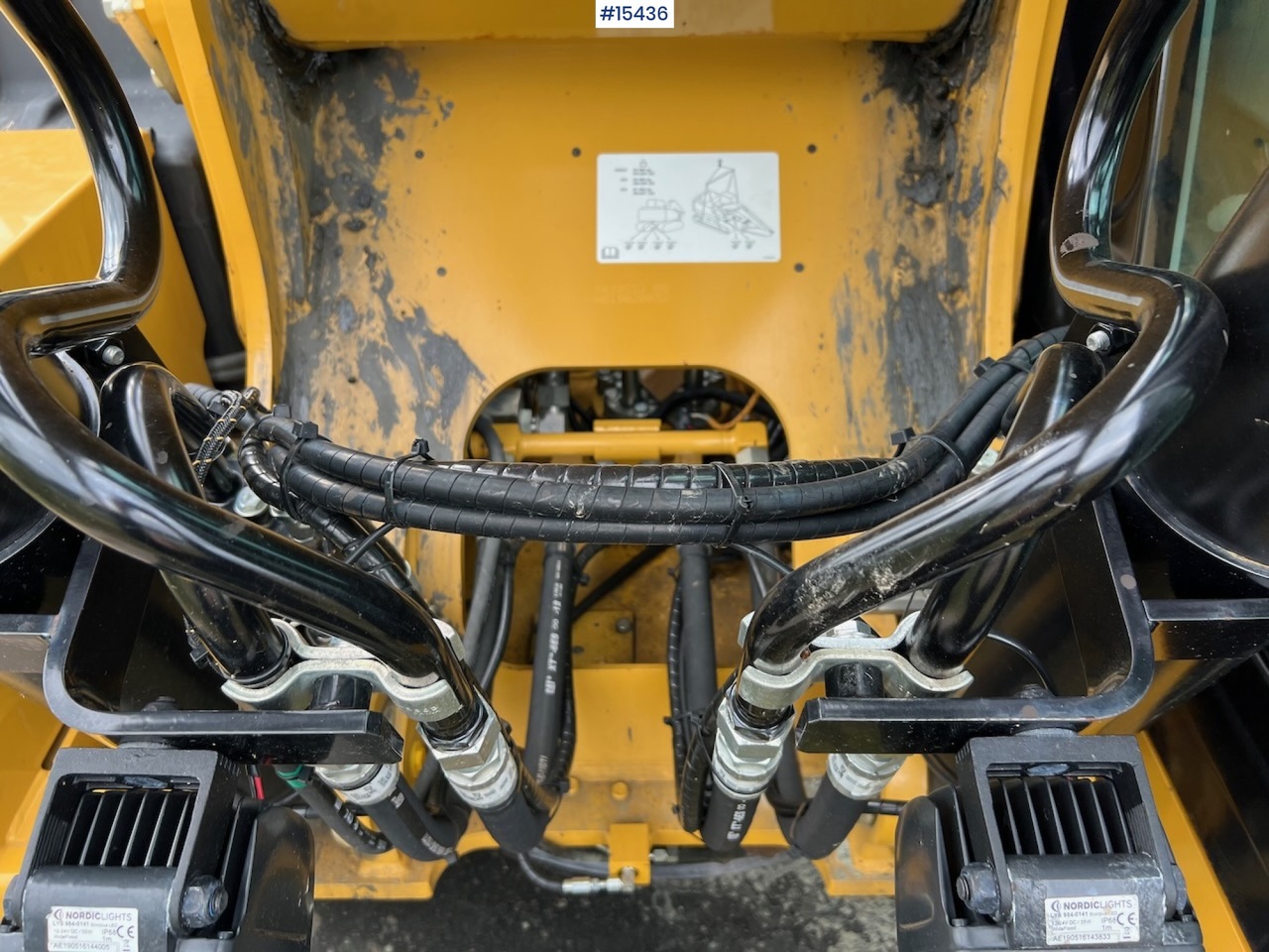 Ekskavator Caterpillar 320: foto 13