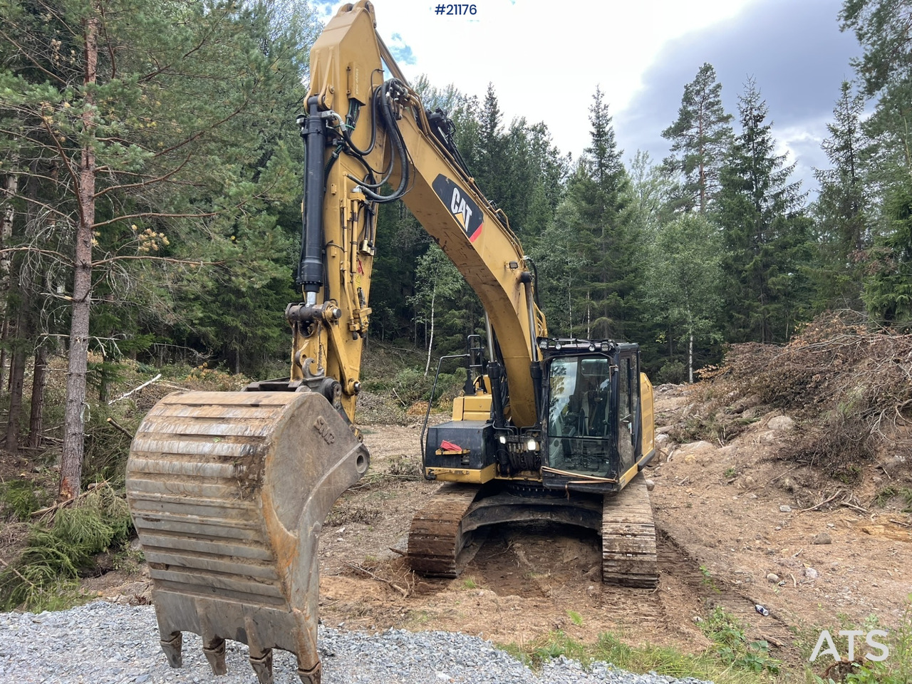 Caterpillar 320EL-RR - Ekskavator me zinxhirë: foto 2 Caterpillar 320EL-RR - Ekskavator me zinxhirë: foto 2