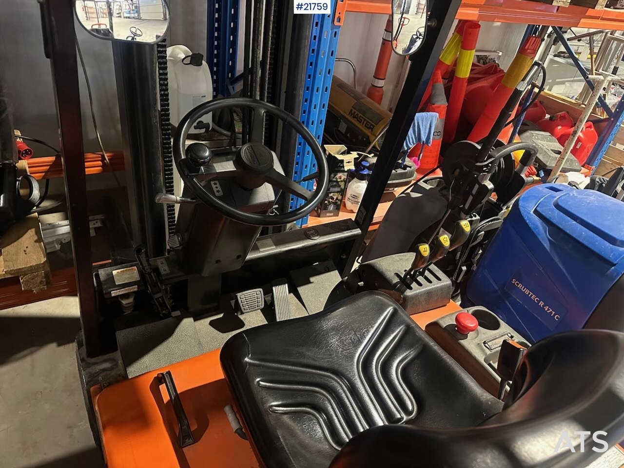 Daewoo B20T truck m/ 4,5 m løftehøyde - Gjysmë rimorkio me plan ngarkimi të ulët: foto 3 Daewoo B20T truck m/ 4,5 m løftehøyde - Gjysmë rimorkio me plan ngarkimi të ulët: foto 3