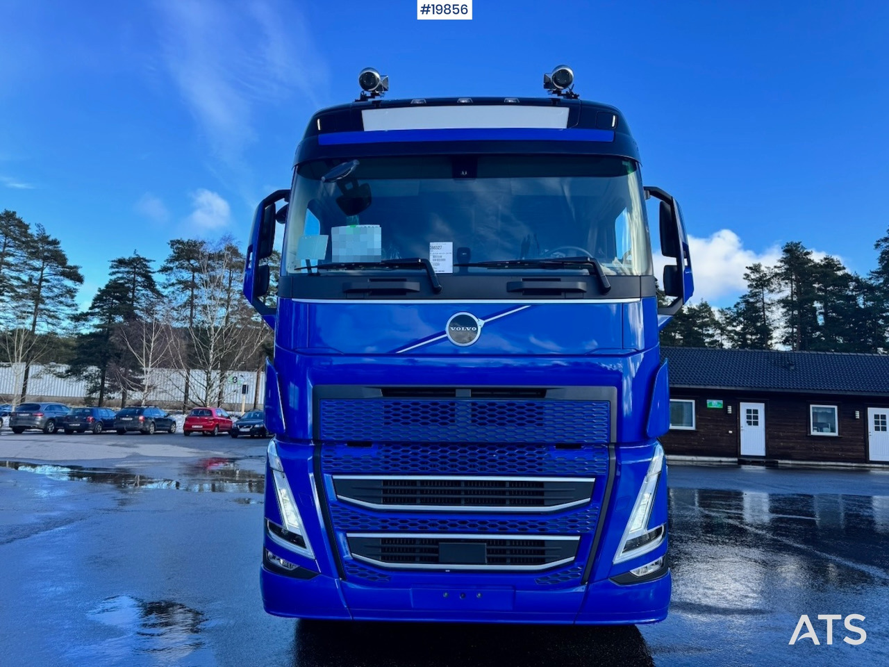 Volvo FH540 - Gjysmë-kamion: foto 3 Volvo FH540 - Gjysmë-kamion: foto 3