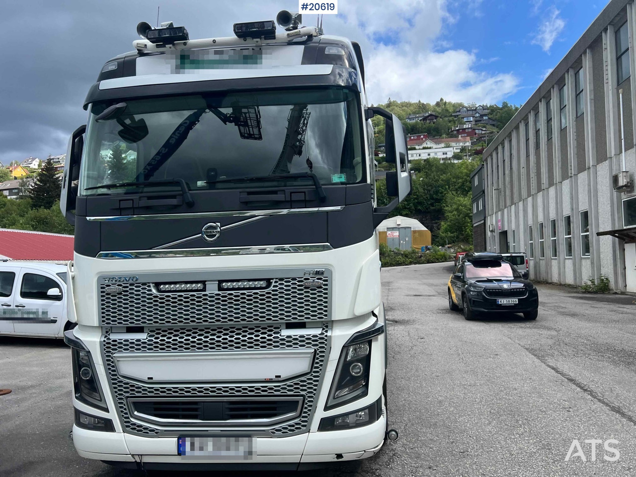 Volvo FH650 - Gjysmë-kamion: foto 4 Volvo FH650 - Gjysmë-kamion: foto 4