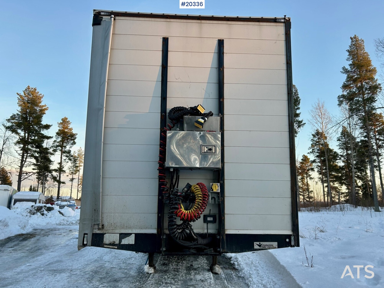 HRD Jumbo tralle med bredding - Gjysmë rimorkio me vagonetë të mbyllur: foto 2 HRD Jumbo tralle med bredding - Gjysmë rimorkio me vagonetë të mbyllur: foto 2