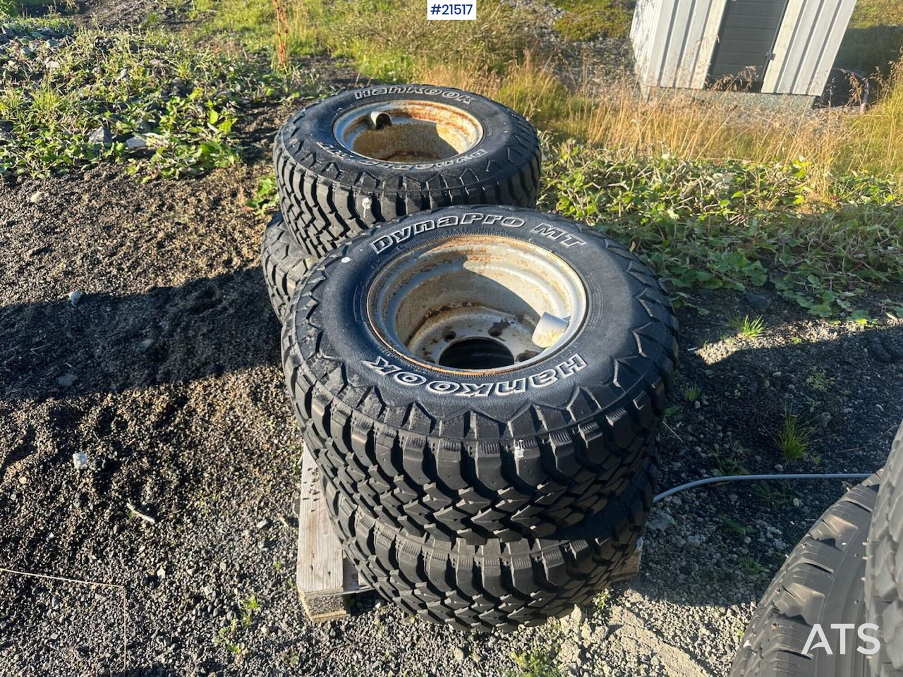 Hankook Dynapro MT dekk til wille hjullaster - Gomë për Makineri ndërtimi: foto 1 Hankook Dynapro MT dekk til wille hjullaster - Gomë për Makineri ndërtimi: foto 1