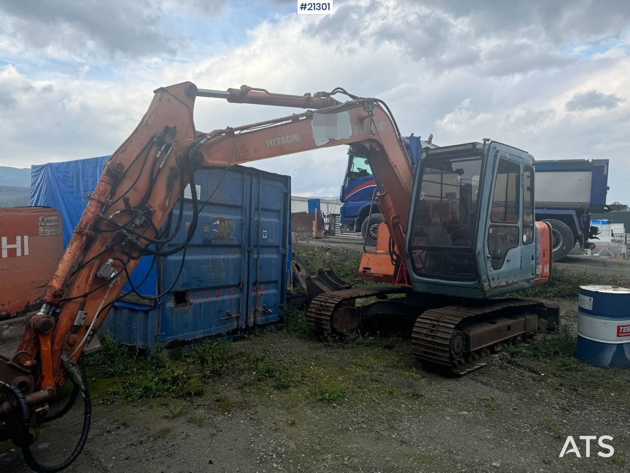 Hitachi EX60 - Ekskavator me zinxhirë: foto 2 Hitachi EX60 - Ekskavator me zinxhirë: foto 2