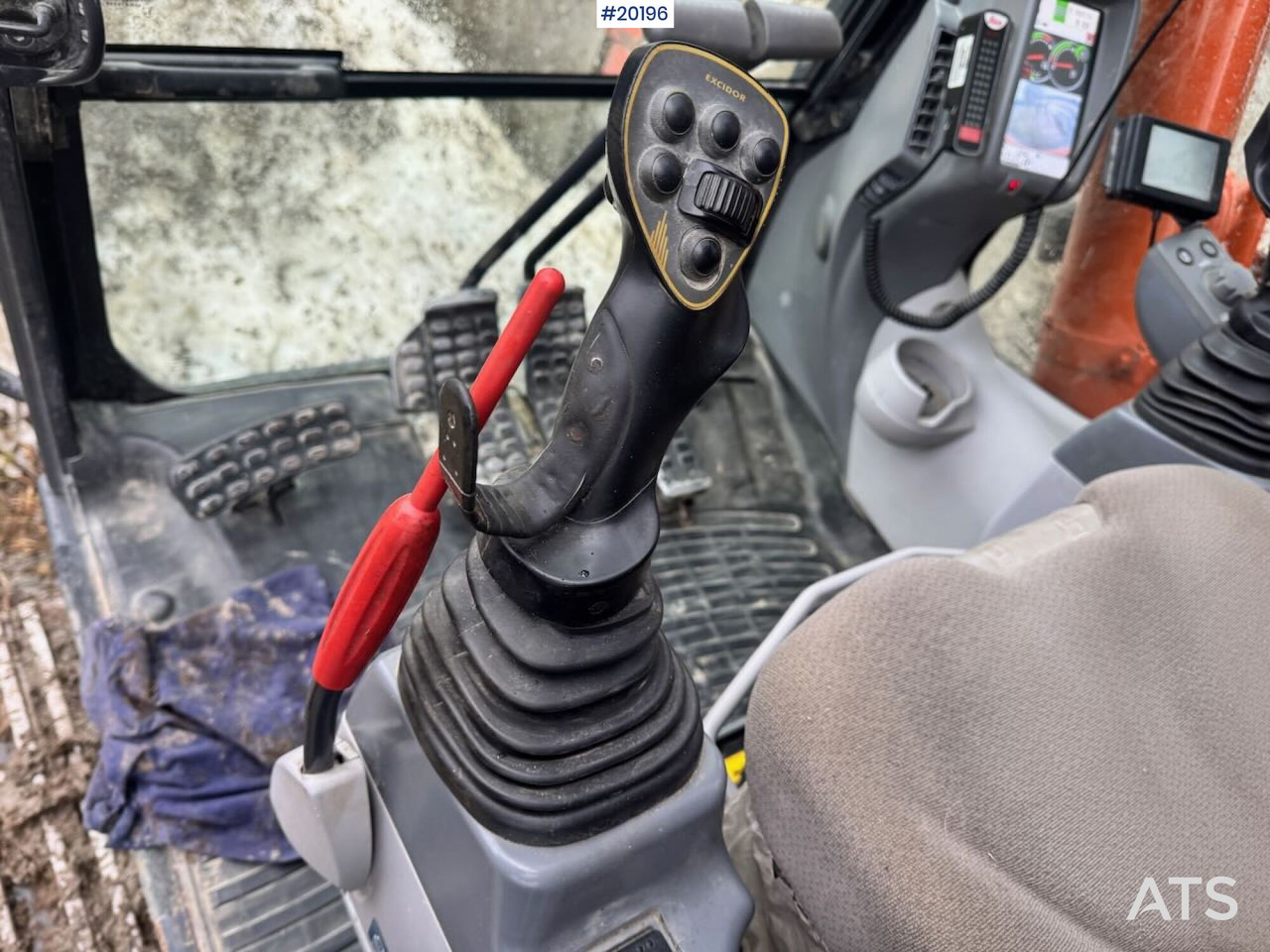 Ekskavator Hitachi ZX190 LC-6: foto 41