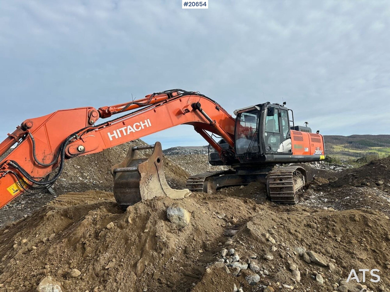 Hitachi ZX350LC-6 - Ekskavator: foto 2 Hitachi ZX350LC-6 - Ekskavator: foto 2
