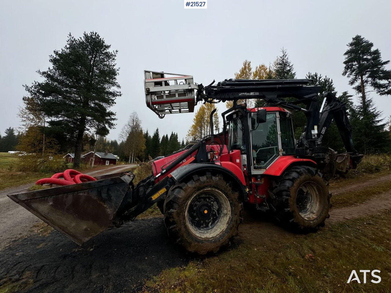 Huddig 1260B Traktorgraver m/ Huddig 2000 lift, tilt og pusseskuffe - Fadromë me shkarkim nga prapa: foto 1 Huddig 1260B Traktorgraver m/ Huddig 2000 lift, tilt og pusseskuffe - Fadromë me shkarkim nga prapa: foto 1