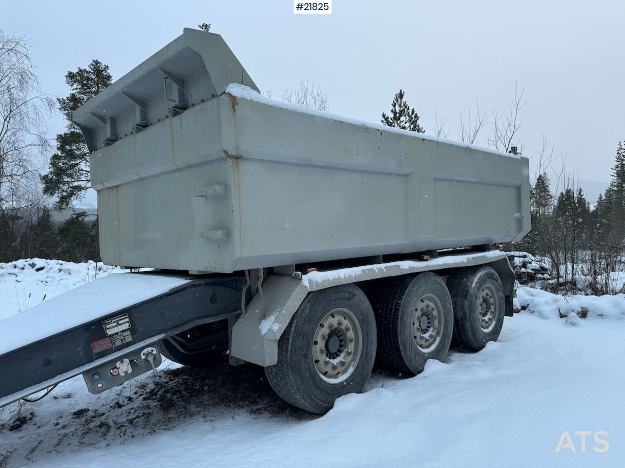 Istrail trippelkjerre - Rimorkio vetëshkarkuese: foto 2 Istrail trippelkjerre - Rimorkio vetëshkarkuese: foto 2