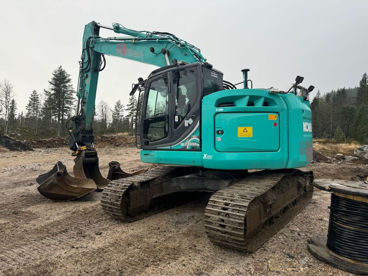 Kobelco SK230SRLC-5 Beltegraver m/ Tilt, Skuffe og GPS - Ekskavator me zinxhirë: foto 3 Kobelco SK230SRLC-5 Beltegraver m/ Tilt, Skuffe og GPS - Ekskavator me zinxhirë: foto 3