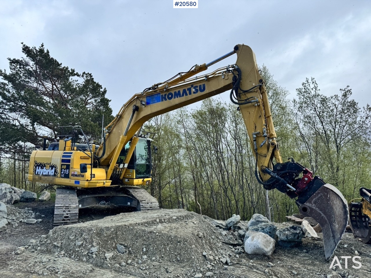 Komatsu HB215LC-2 - Ekskavator: foto 2 Komatsu HB215LC-2 - Ekskavator: foto 2
