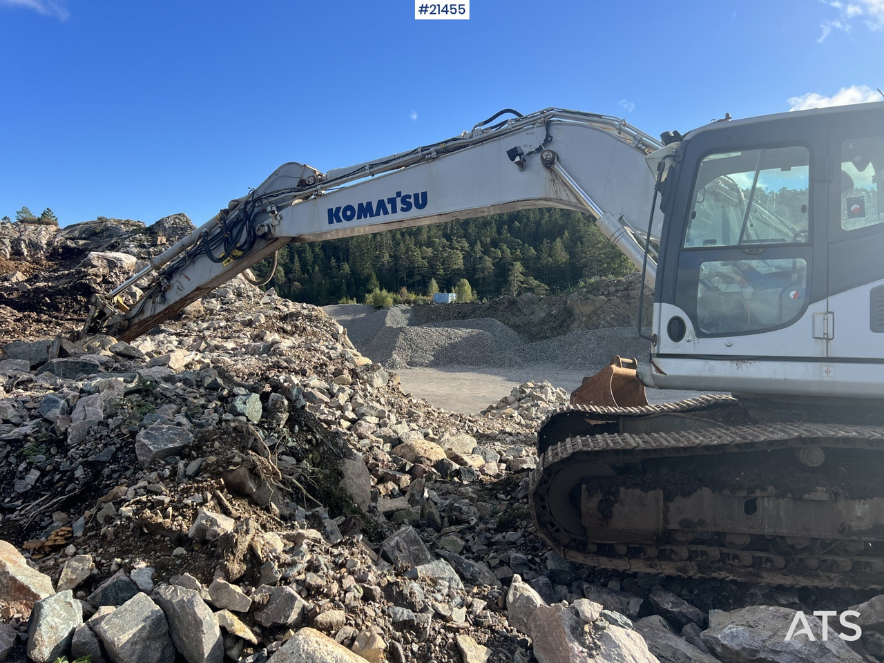 Komatsu PC210LC-8 - Ekskavator me zinxhirë: foto 3 Komatsu PC210LC-8 - Ekskavator me zinxhirë: foto 3