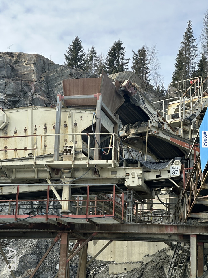 Lokomo Lokomo A 132 grovsikt - Makinë sitëse: foto 2 Lokomo Lokomo A 132 grovsikt - Makinë sitëse: foto 2