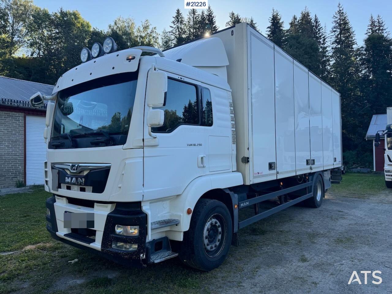 MAN TGM - Kamion vagonetë: foto 1 MAN TGM - Kamion vagonetë: foto 1