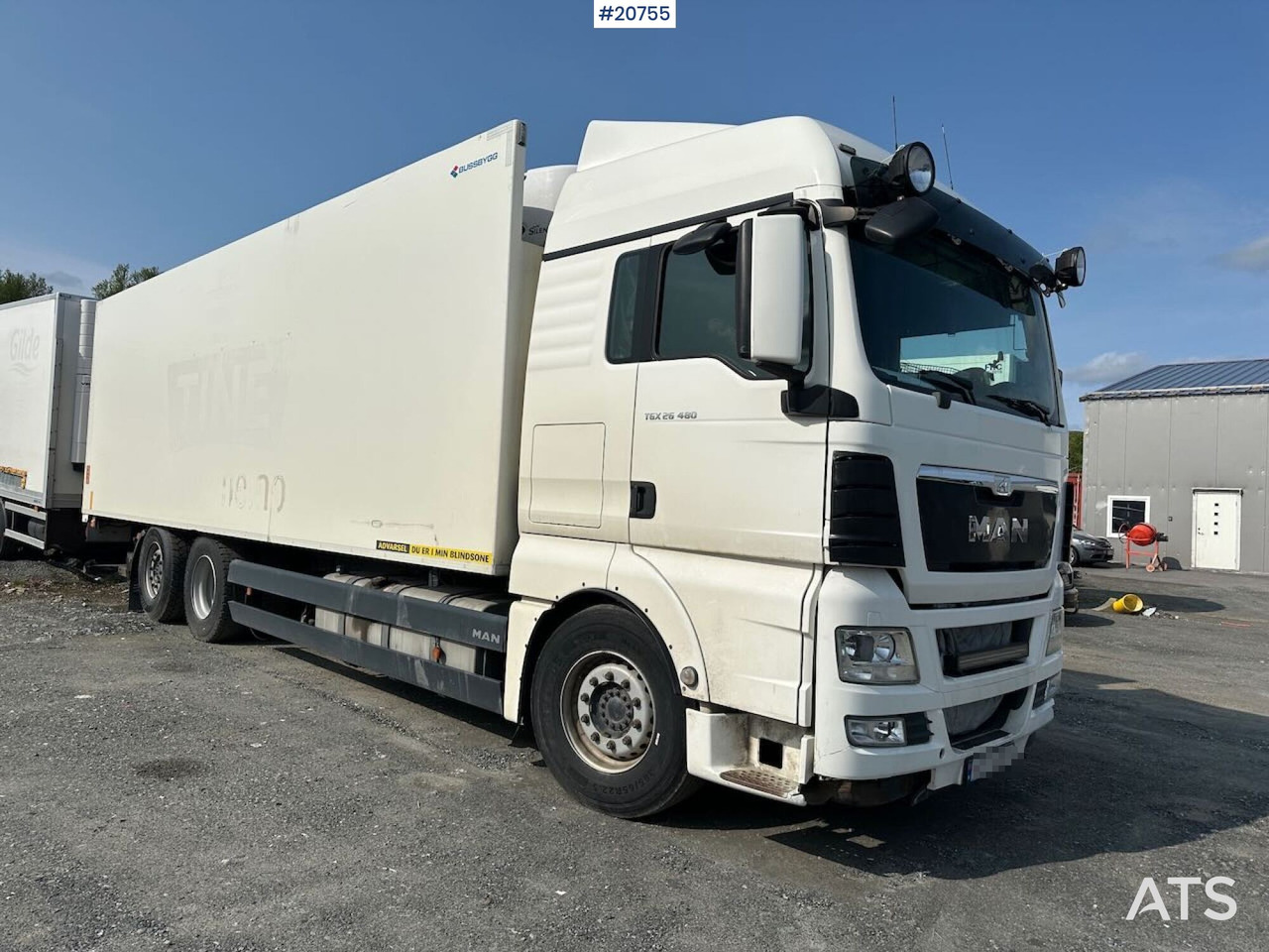 MAN TGX 26.480 6x2 skapbil m/ Bussbygg skap og lift - Kamion vagonetë: foto 1 MAN TGX 26.480 6x2 skapbil m/ Bussbygg skap og lift - Kamion vagonetë: foto 1