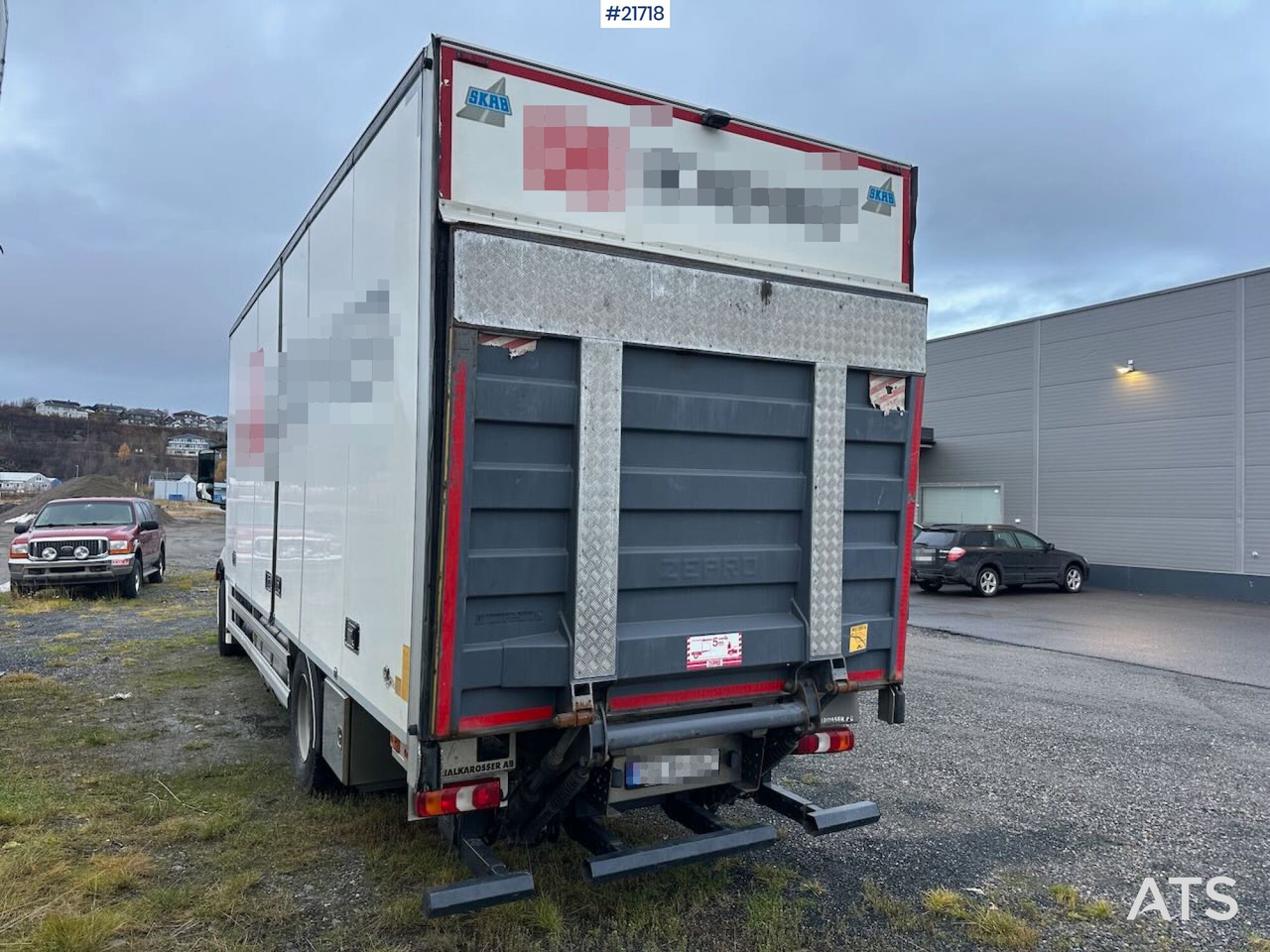 Mercedes Actros 1835 skapbil m/ Full sideåpning, aggregat, lift og 2 sett dekk - Kamion vagonetë: foto 3 Mercedes Actros 1835 skapbil m/ Full sideåpning, aggregat, lift og 2 sett dekk - Kamion vagonetë: foto 3