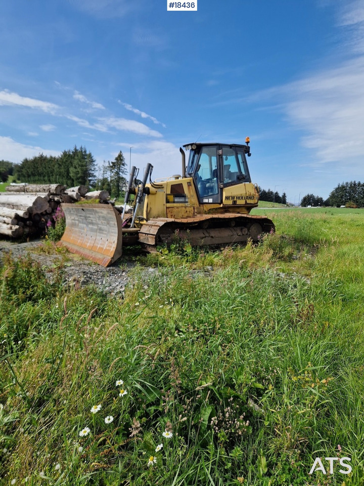 New Holland D150B - Buldozer: foto 4 New Holland D150B - Buldozer: foto 4