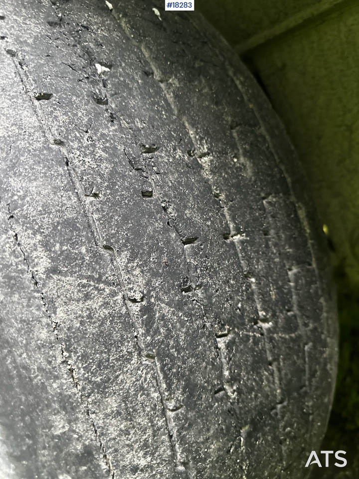 Nor-Slep Trippel kjerre - Rimorkio vetëshkarkuese: foto 5 Nor-Slep Trippel kjerre - Rimorkio vetëshkarkuese: foto 5