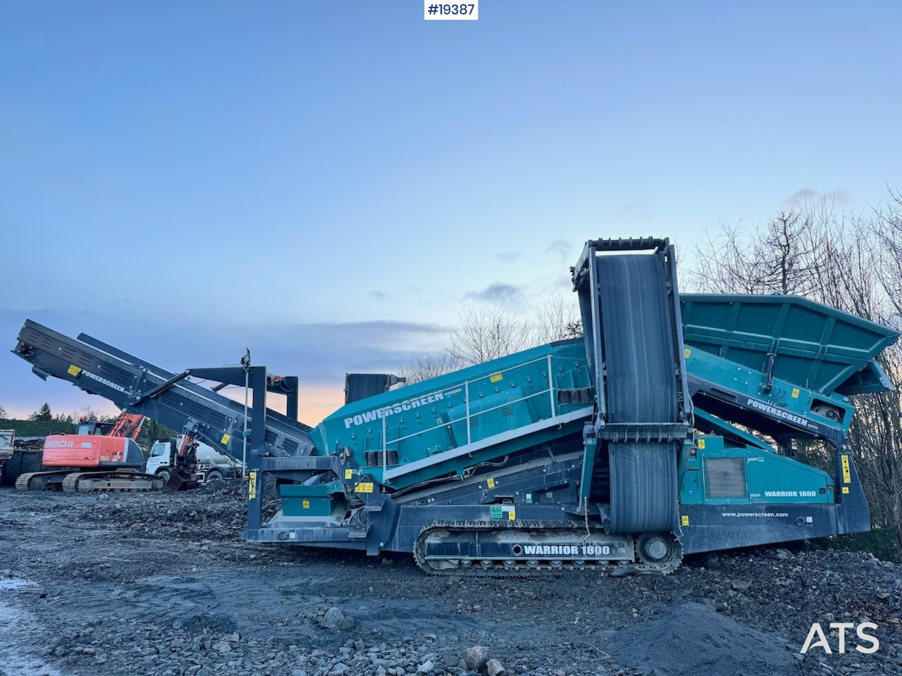 Powerscreen Warrior 1800 - Makinë sitëse: foto 1 Powerscreen Warrior 1800 - Makinë sitëse: foto 1