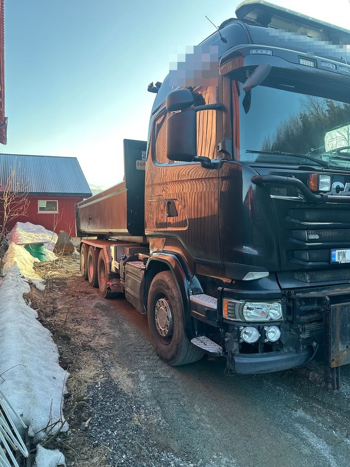 Scania R580 - Kamion vetëshkarkues: foto 3 Scania R580 - Kamion vetëshkarkues: foto 3