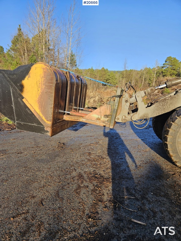 Skuffe Høytipp skuffe til Hjullaster. 5,8m3. - Kovë fadrome për Makineri ndërtimi: foto 3 Skuffe Høytipp skuffe til Hjullaster. 5,8m3. - Kovë fadrome për Makineri ndërtimi: foto 3