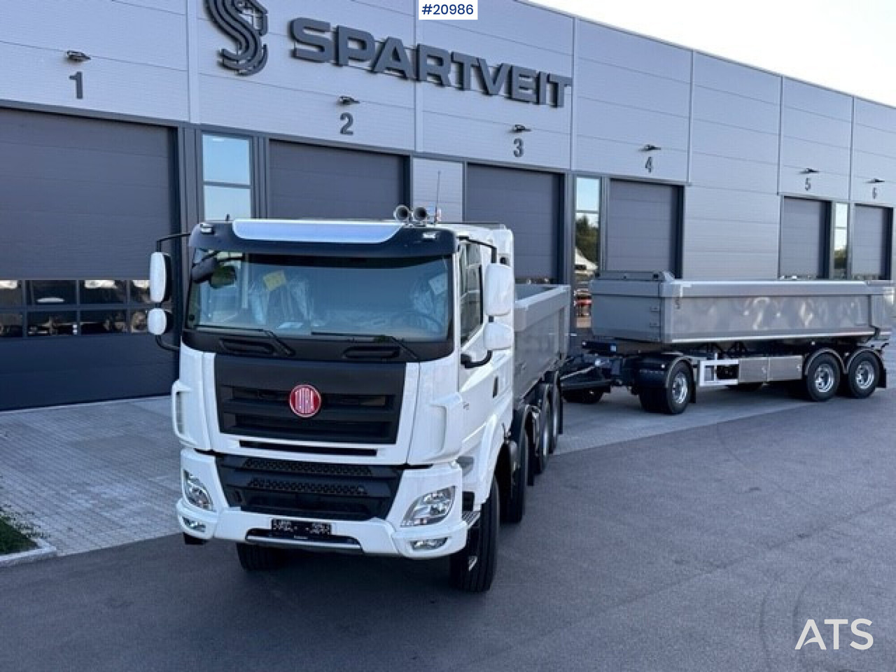 Tatra 8P6R43 - Kamion vetëshkarkues: foto 2 Tatra 8P6R43 - Kamion vetëshkarkues: foto 2