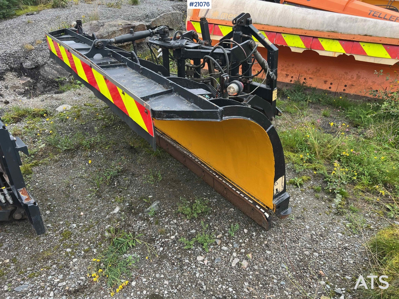 Tellefsdal K-Blade P 3000 - Borëpastruese: foto 5 Tellefsdal K-Blade P 3000 - Borëpastruese: foto 5