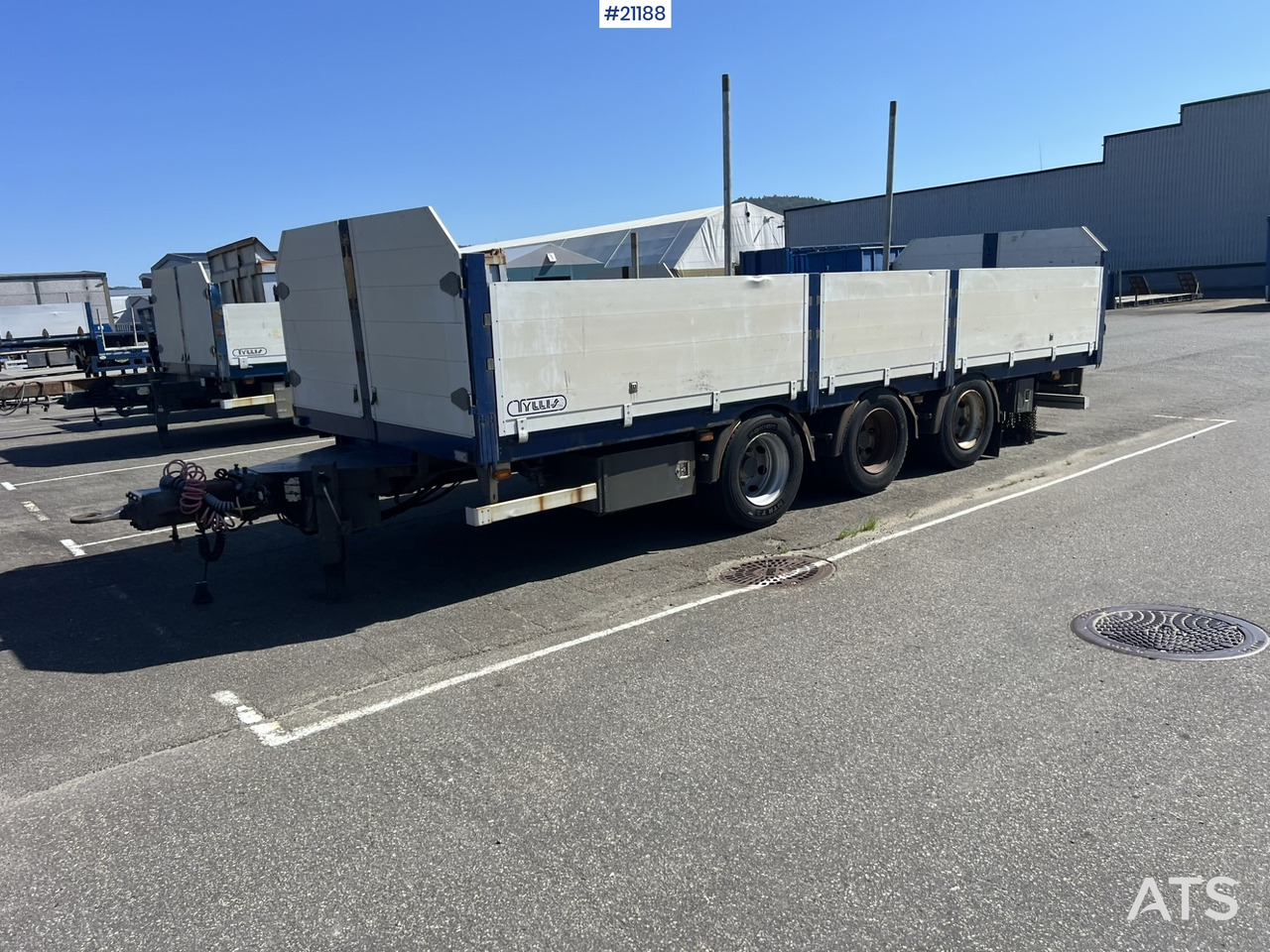Tyllis 3 akslet - Rimorkio e hapur/ Platformë: foto 5 Tyllis 3 akslet - Rimorkio e hapur/ Platformë: foto 5