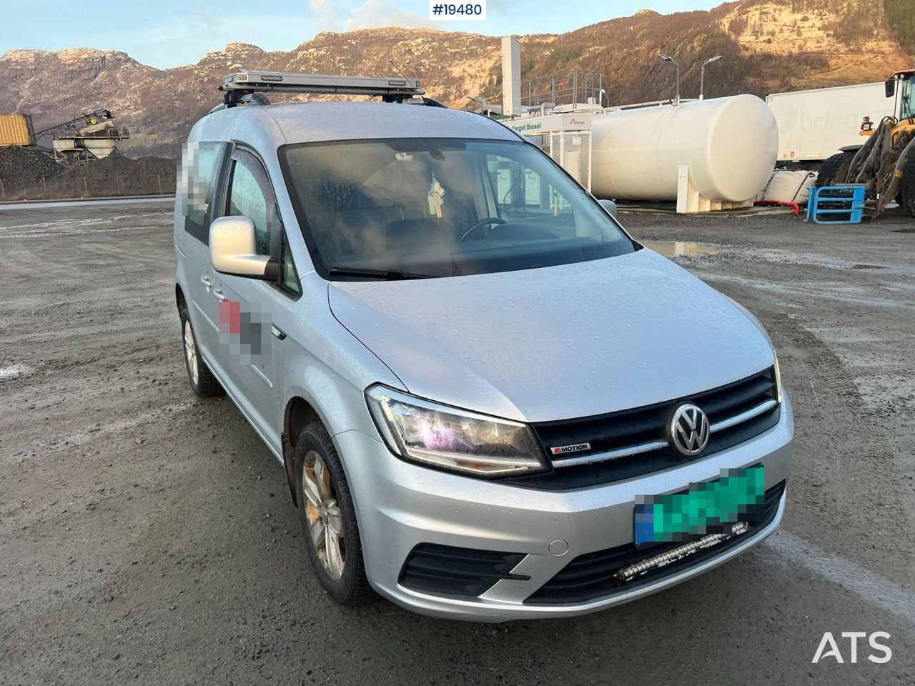 Volkswagen Caddy - Furgon i vogël: foto 3 Volkswagen Caddy - Furgon i vogël: foto 3