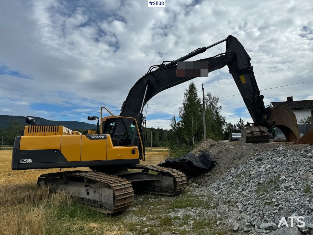 Volvo EC250DL - Ekskavator me zinxhirë: foto 4 Volvo EC250DL - Ekskavator me zinxhirë: foto 4
