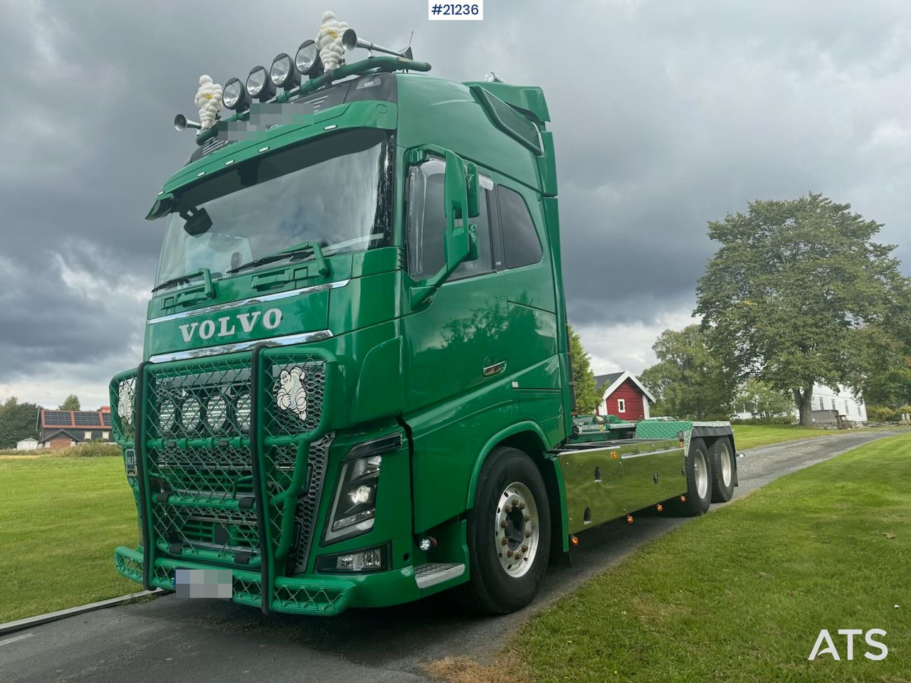 Volvo FH16 - Kamion vetëngarkues: foto 2 Volvo FH16 - Kamion vetëngarkues: foto 2