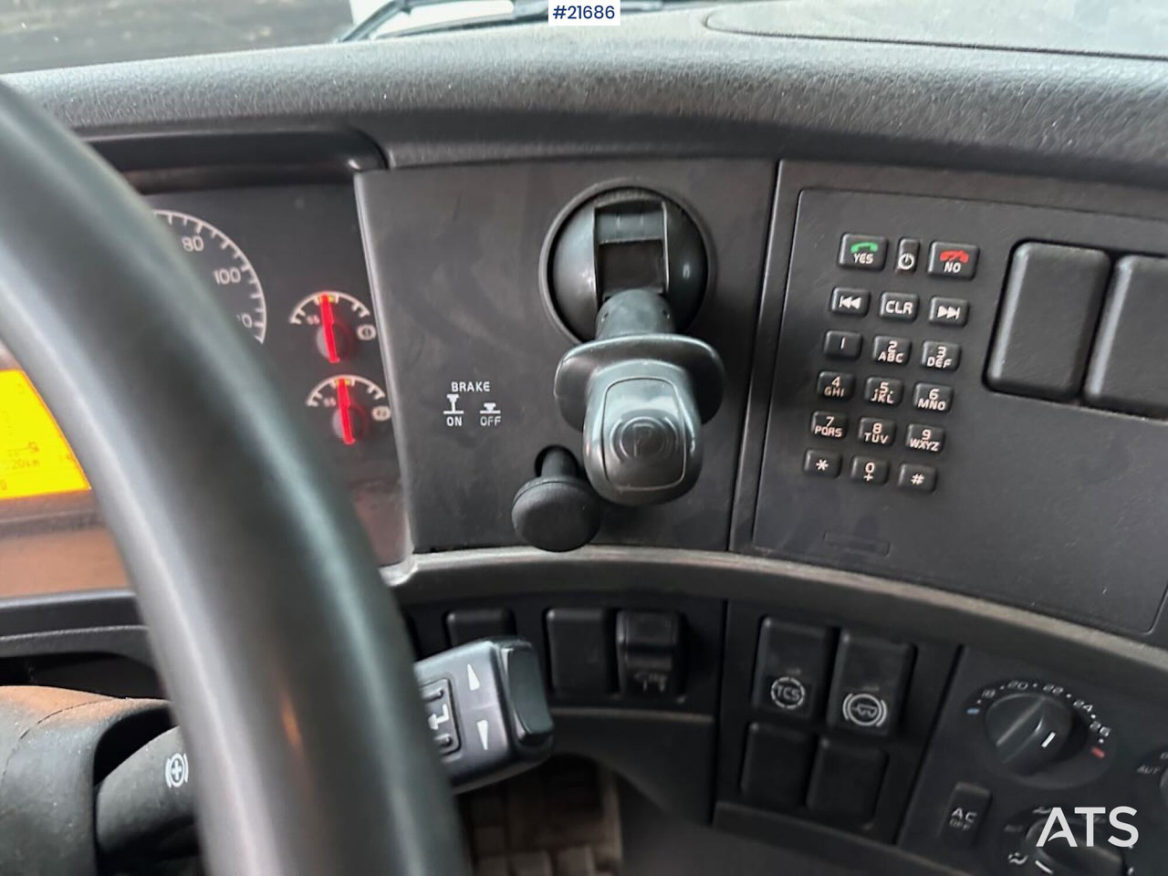 Kamion me vinç Volvo FM12 Globetrotter 6x4 kranbil m/ bak montert 18 t/m kran og vinsj. SE VIDEO: foto 46